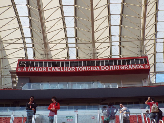 首次亮相西 首次亮相西